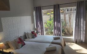Day Zha Voux Guesthouse